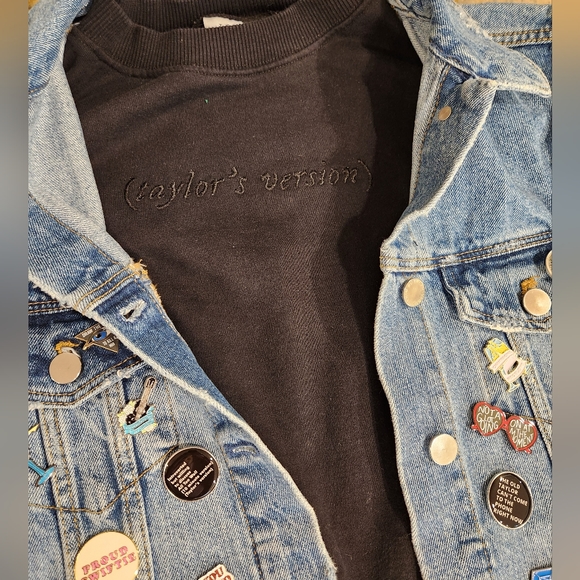 Taylor's Version Sweatshirt * Reputatio Era - Picture 3 of 14